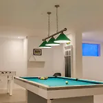 A&m House Ii Luxury Holidays