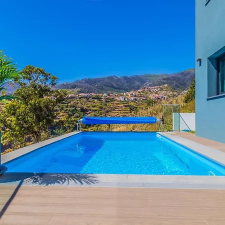 Semesterbostad A&m House Ii Luxury Holidays Arco da Calheta (Madeira)
